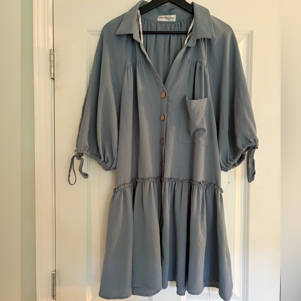 Elegant Blue Button-Up Dress